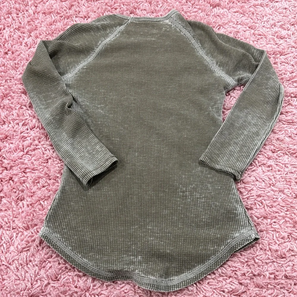 Adorable, distressed, embellished, waffle shirt - Picture 3 of 3